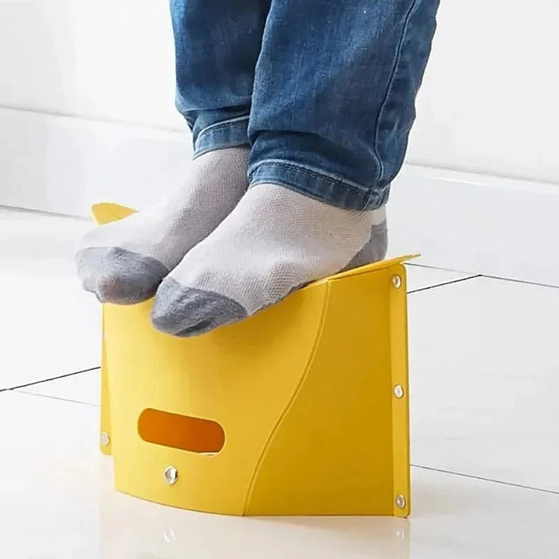Folding Step Stool – Non-Slip Compact Portable Stool for Kitchen & Bathroom