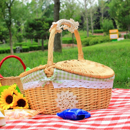 Wicker Picnic Basket – Handwoven Classic Outdoor Basket with Lid & Handles